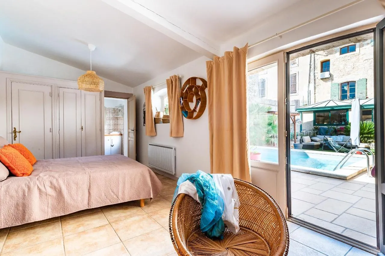 B&B Maison D'Hotes Payan Champier 상폴투아 샤토